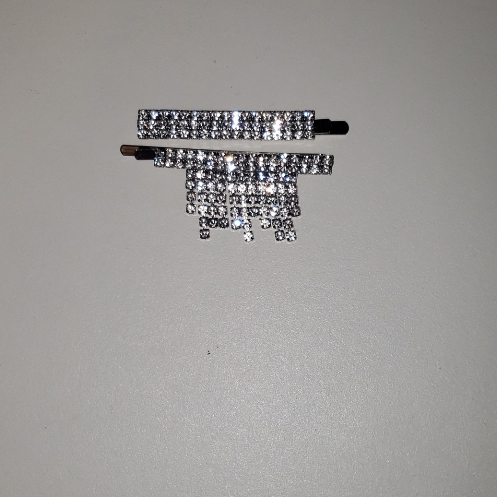 Hair clips